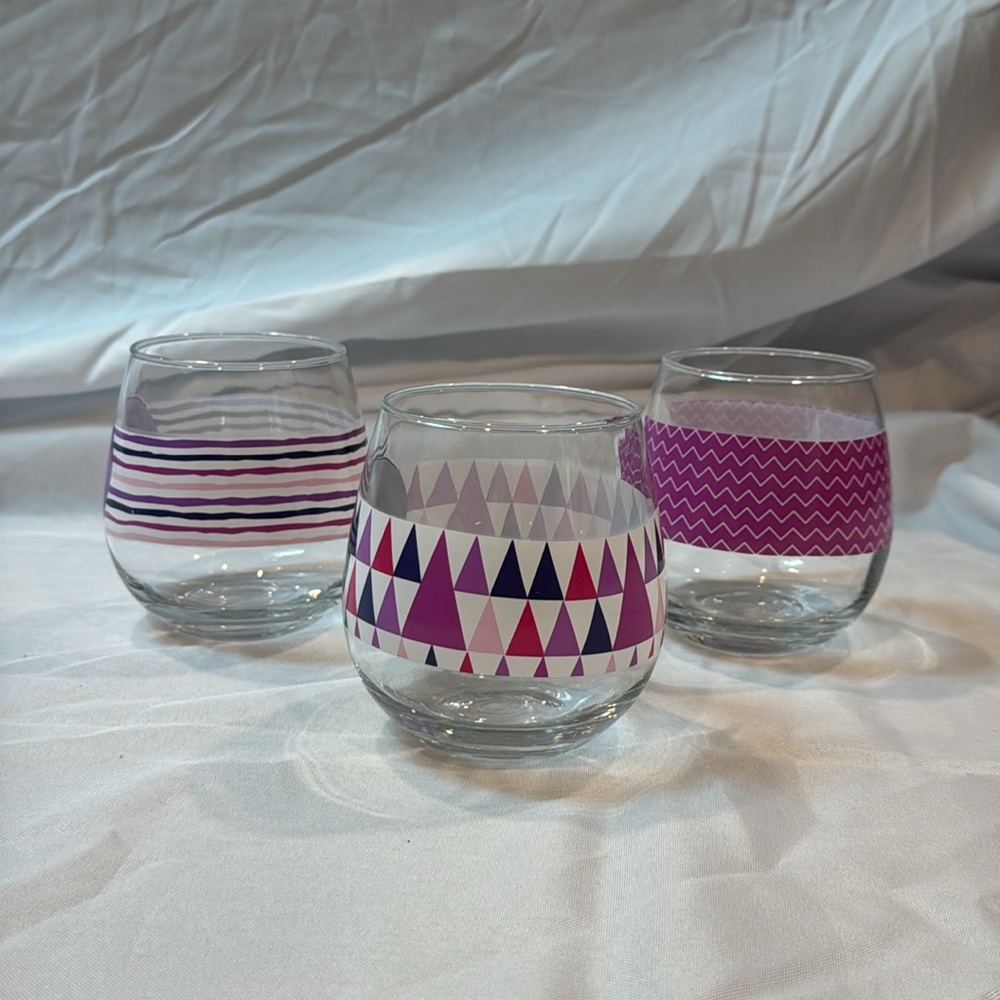 Set of Three Wine Glasses with Fun Quotes - Picture 7 of 8